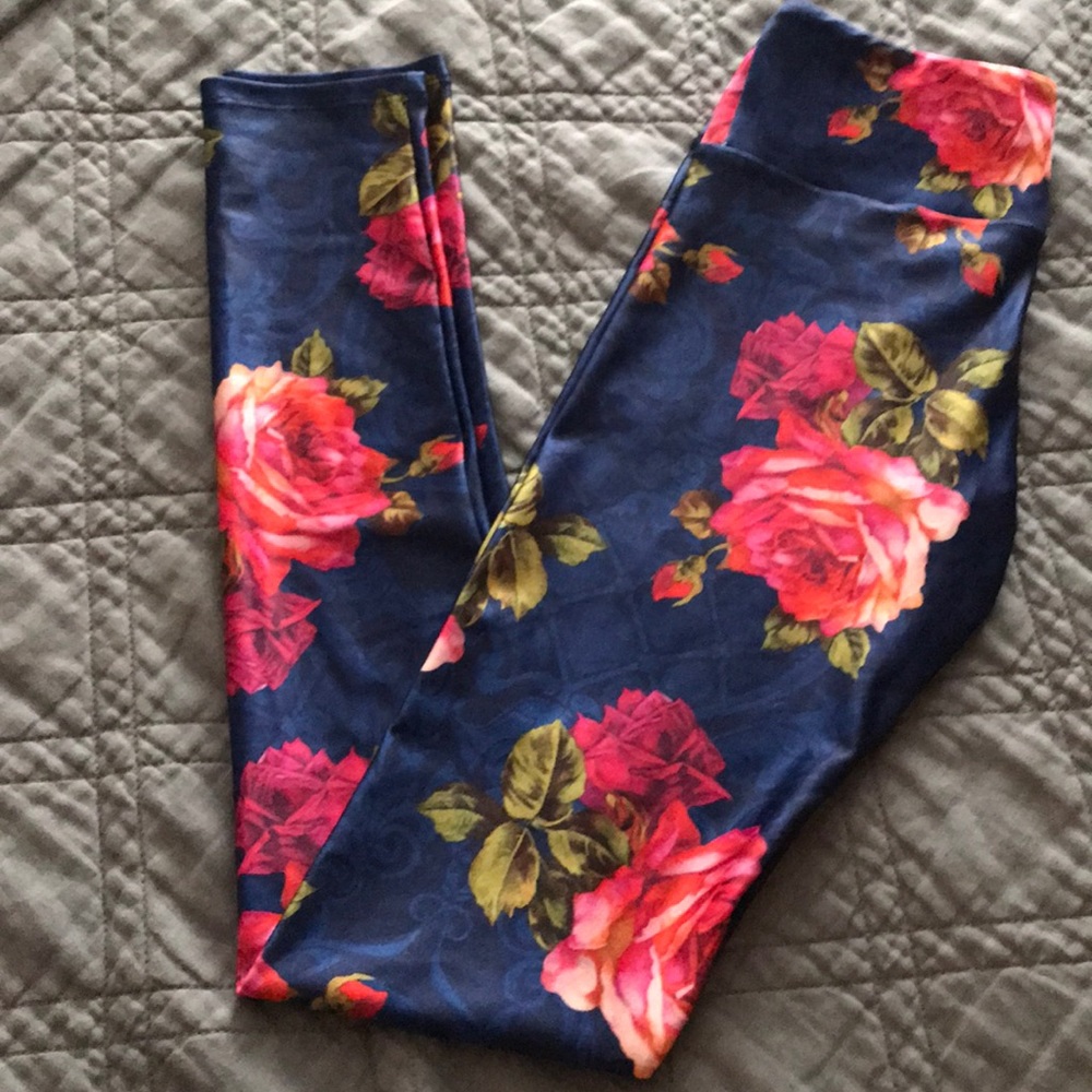 Sale! Goldsheep leggings size S EUC